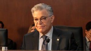 Al Franken in "The Residence" (Credit: Netflix)