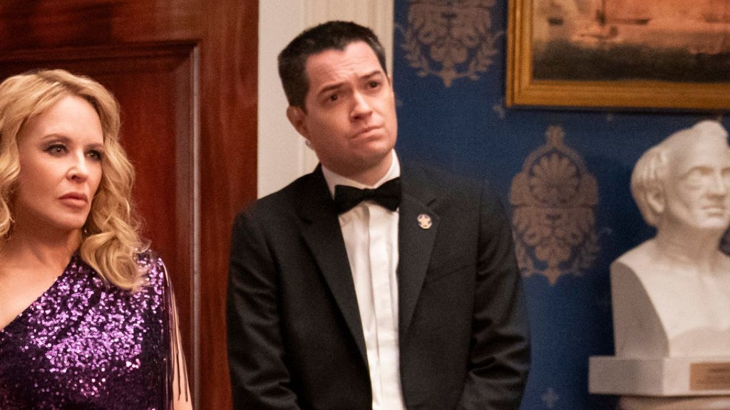 Dan Perrault in "The Residence" (Netflix)
