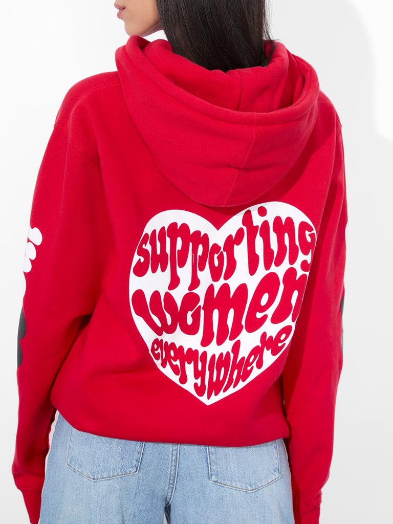 Alice + Olivia by Stacey Bendet debuts the We Heart LA Hoodie in support of Altadena Girls