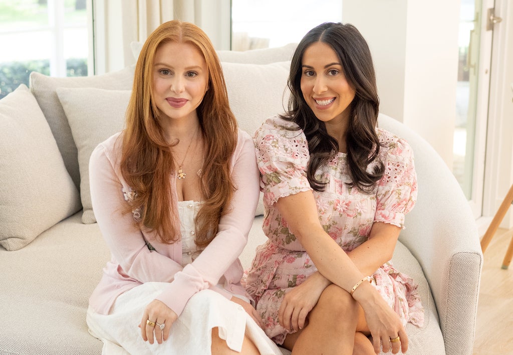 Jackie and Claudia Oshry (Credit: Cara DeBellis)