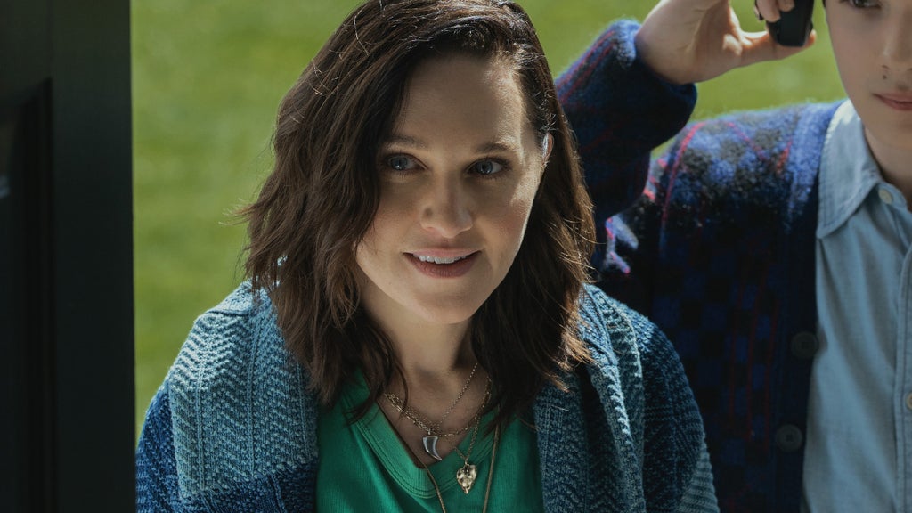 Lena Hall in "Your Friends and Neighbors" (Apple TV+)