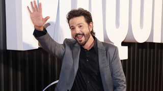 Diego Luna to Host Academy’s Scientific and Technical Awards
