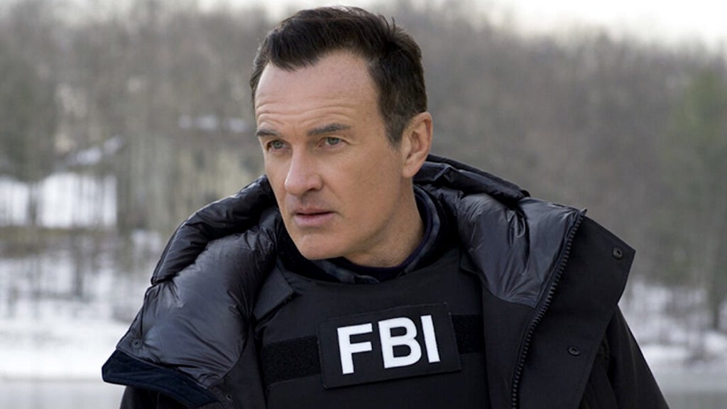 Julian McMahon on "FBI: Most Wanted"