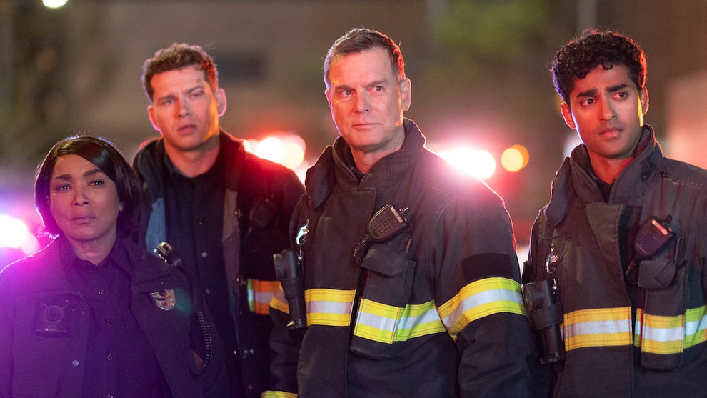 Angela Bassett, Oliver Stark, Peter Krause, Anirudh Pisharody on 9-1-1