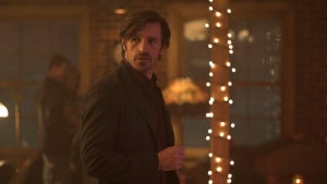Eoin Macken in "Ransom Canyon" (Netflix)