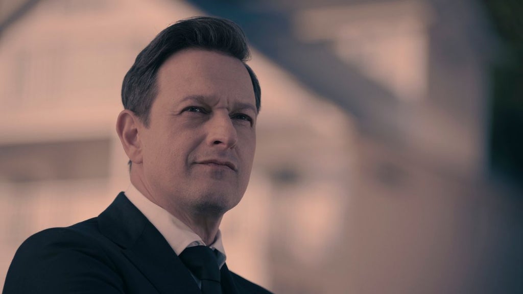 Josh Charles as Commander Arthur Wharton in "The Handmaid's Tale" (Hulu)