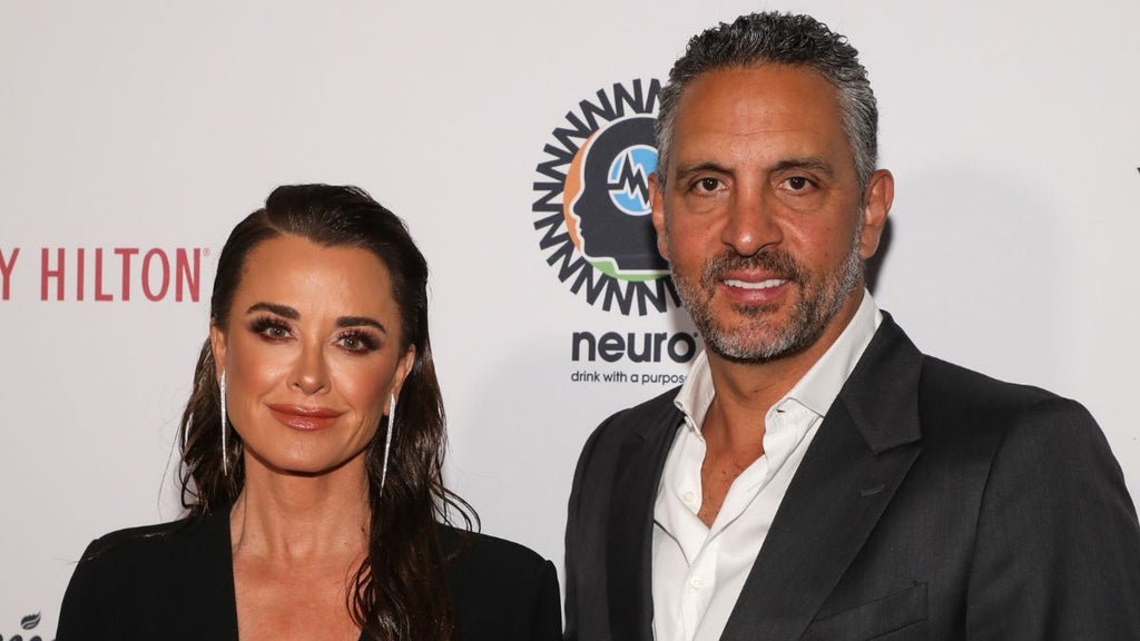 Kyle Richards (L) and Mauricio Umansky (R) attend the Homeless Not Toothless Hollywood Event at The Beverly Hilton on April 22, 2023 in Beverly Hills, California. (Photo by Paul Archuleta/Getty Images)