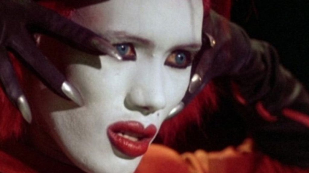 Grace Jones as Katrina in "Vamp" (New World Pictures)