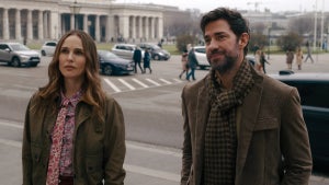 Natalie Portman and John Krasinski in 'Fountain of Youth' (Apple TV+)