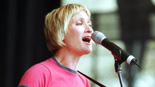 Jill Sobule, ‘I Kissed a Girl’ and ‘Supermodel’ Singer, Dies in House Fire at 66
