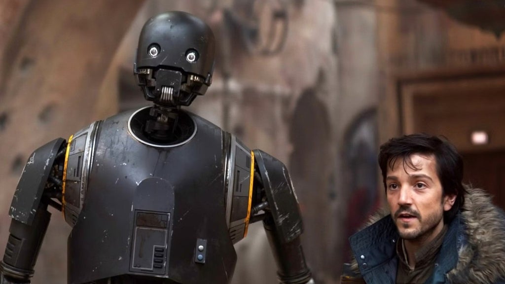 Cassian Andor (Diego Luna) and K-2SO (Alan Tudyk) in "Rogue One: A Star Wars Story" (Lucasfilm)