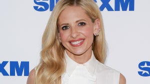 Sarah Michelle Gellar visits SiriusXM Studios in New York City, 2025. (Credit: Jason Mendez/Getty Images)