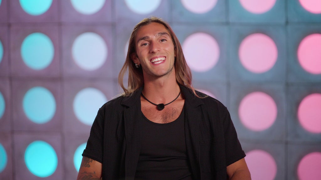David Kartozia in "Sneaky Links: Dating After Dark" (Credit: Courtesy of Netflix)