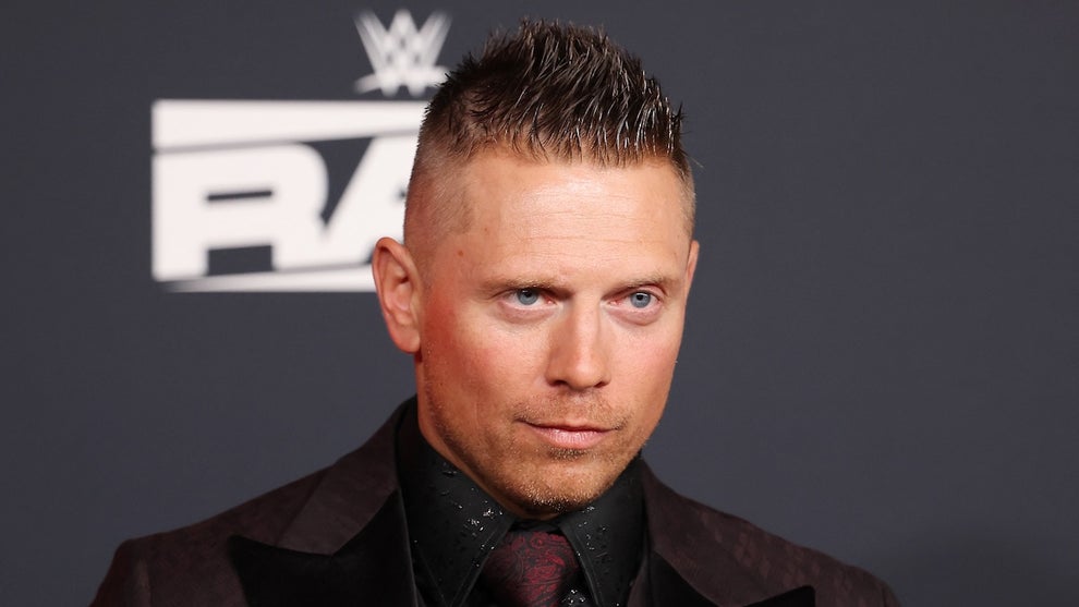 mike-mizanin-getty.
