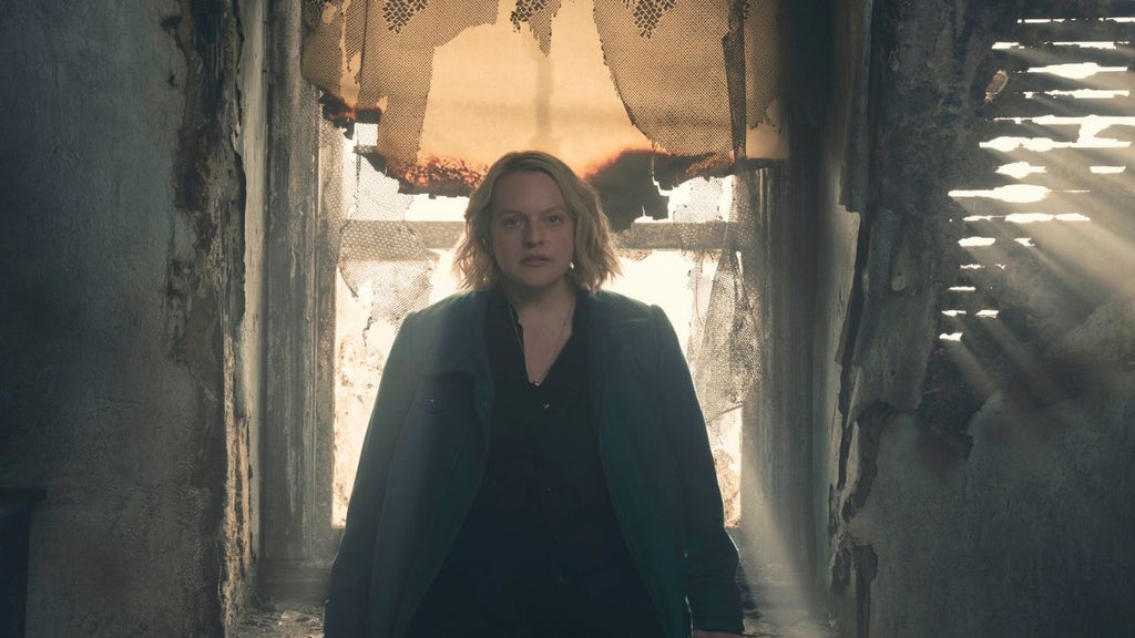 the-handmaids-tale-elisabeth-moss-hulu