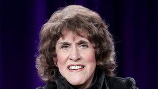 Ruth Buzzi, Star of ‘Laugh-In’ and ‘Sesame Street,’ Dies at 88