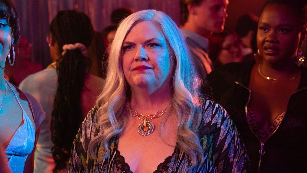 Paula Pell in "Summer of 69" (Hulu)