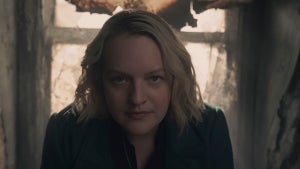 the-handmaids-tale-elisabeth-moss-hulu