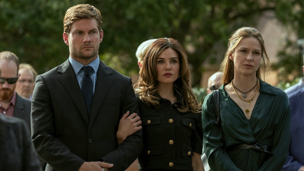 the-waterfront-jake-weary-danielle-campbell-melissa-benoist-netflix