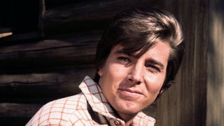 Bobby Sherman, Pop Singer and Teen Idol TV Star of the 1960s, Dies at 81