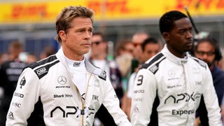 Brad Pitt and Damson Idris Hilariously Hijack ‘F1’ Interview With Heated Hot Dogs Debate | Video