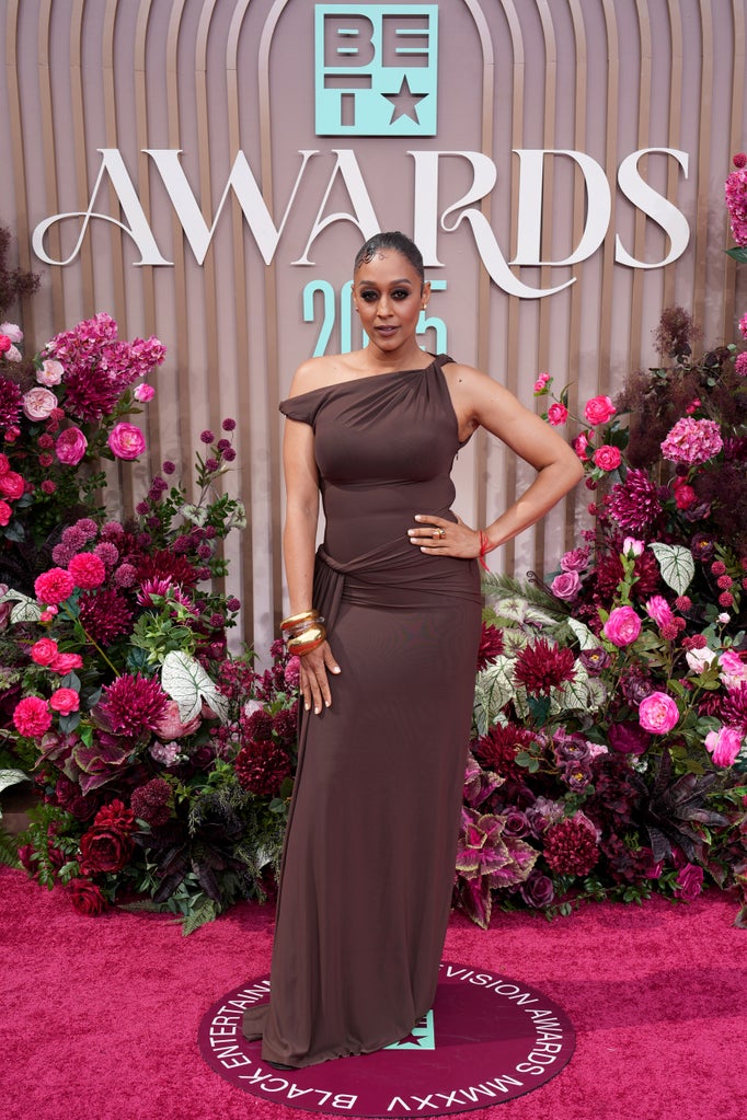 Tia Mowry