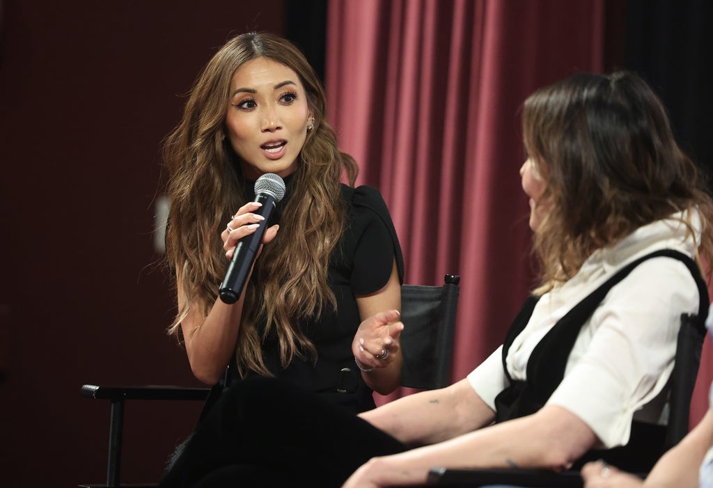 Brenda Song, Christa Miller 