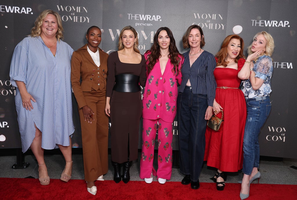 Bridget Everett, Sasheer Zamata, Iliza Shlesinger, Whitney Cummings, Julianne Nicholson, Lisa Ann Walter, Wendi McLendon-Covey