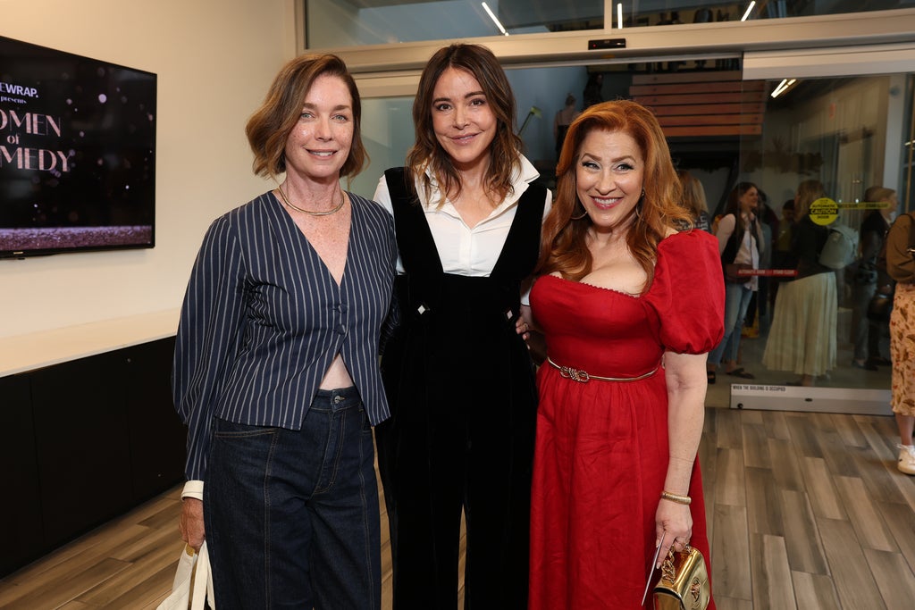 Julianne Nicholson, Christa Miller, Lisa Ann Walter