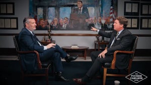 Tucker Carlson argues with Ted Cruz