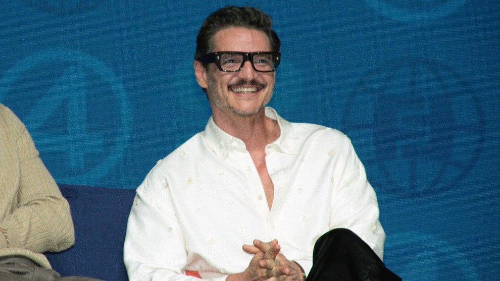 Pedro Pascal smiles during his participation as a part of Comic Con Experience CdMx, Second Day at Centro Banamex on May 31, 2025 in Mexico City, Mexico De Noche