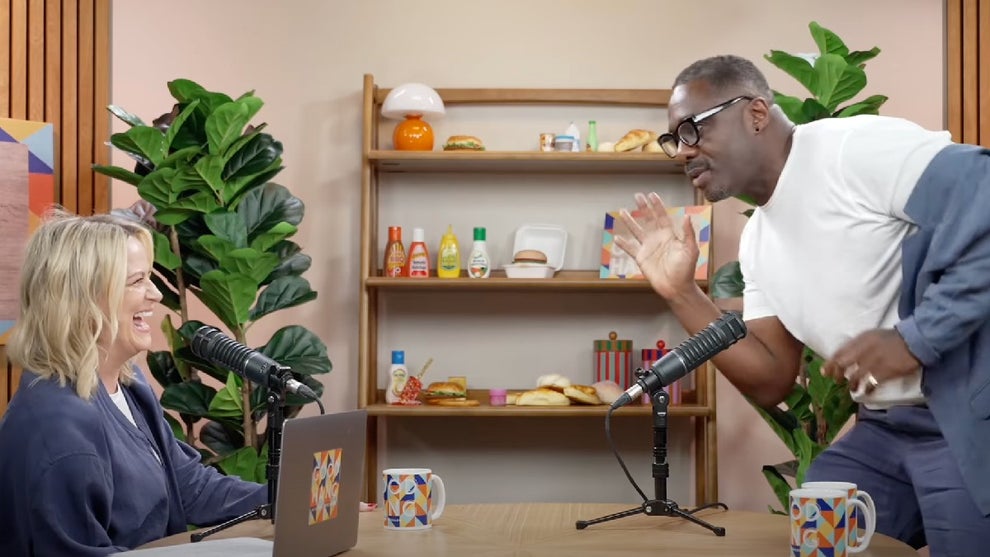 Amy Poehler and Idris Elba on "Good Hang" (YouTube)