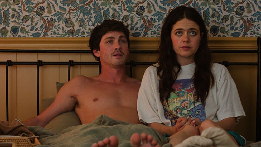 Logan Lerman and Molly Gordon in "Oh, Hi!" (Credit: Sony Pictures Classics)