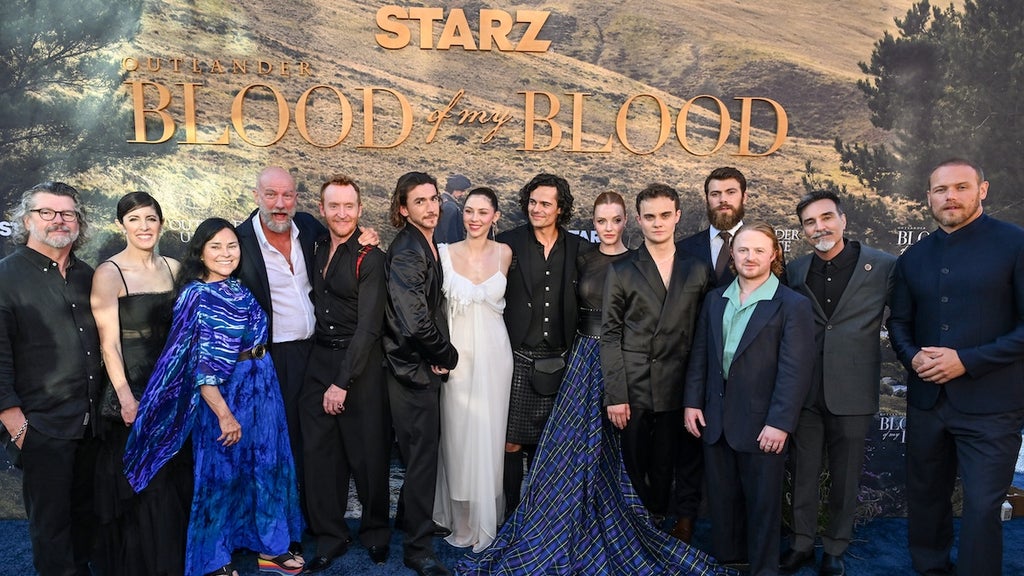 outlander-blood-of-my-blood-cast-red-carpet-premiere-getty.jpg