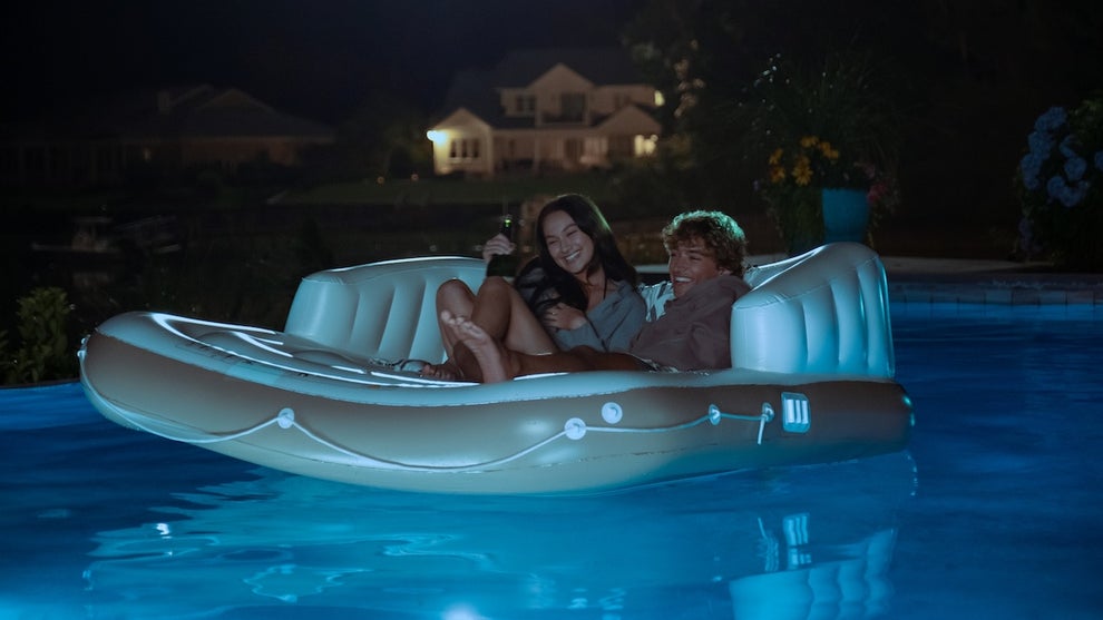 the-summer-i-turned-pretty-lola-tung-gavin-casalegno-prime-video.jpg