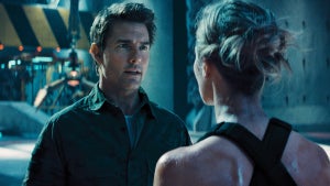 Tom Cruise and Emily Blunt in "Edge of Tomorrow" (Warner Bros. Pictures)