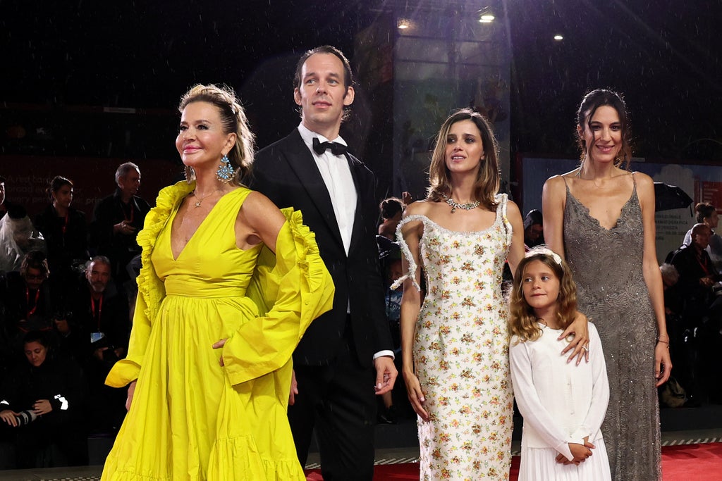 Eva Robin's, Marco Bonadei, Benedetta Porcaroli, Lucrezia Guglielmino, Carolina Cavalli