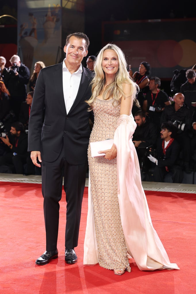 Scott Stuber, Molly Sims