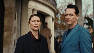 ‘The Beast in Me’ Review: Claire Danes and Matthew Rhys Are Magnetic in Twisty Netflix Thriller