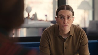 ‘Hacks’ Star Robby Hoffman Has a Question for Emmys Voters About Her Nomination