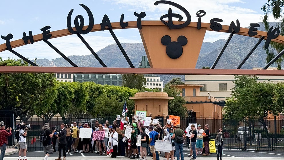 Jimmy Kimmel, Protestors, Disney