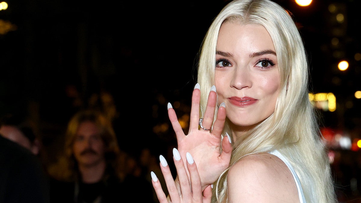 Dior Red Carpet Blitz, a Bright NYFW Debut and a Sterling Collab