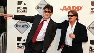 Emilio Estevez Says He ‘Sometimes’ Envied Charlie Sheen’s Parties: ‘I Couldn’t Check My Judgment at the Door’