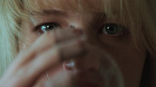 Jennifer Lawrence and Robert Pattinson Descend into Madness in First Teaser for Lynne Ramsay’s ‘Die My Love’
