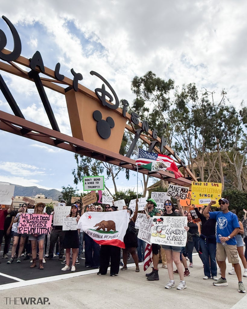 Jimmy Kimmel, Protestors, Disney