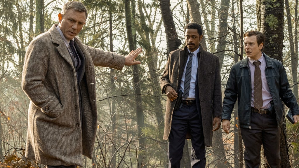 "Knives Out" (Lionsgate)