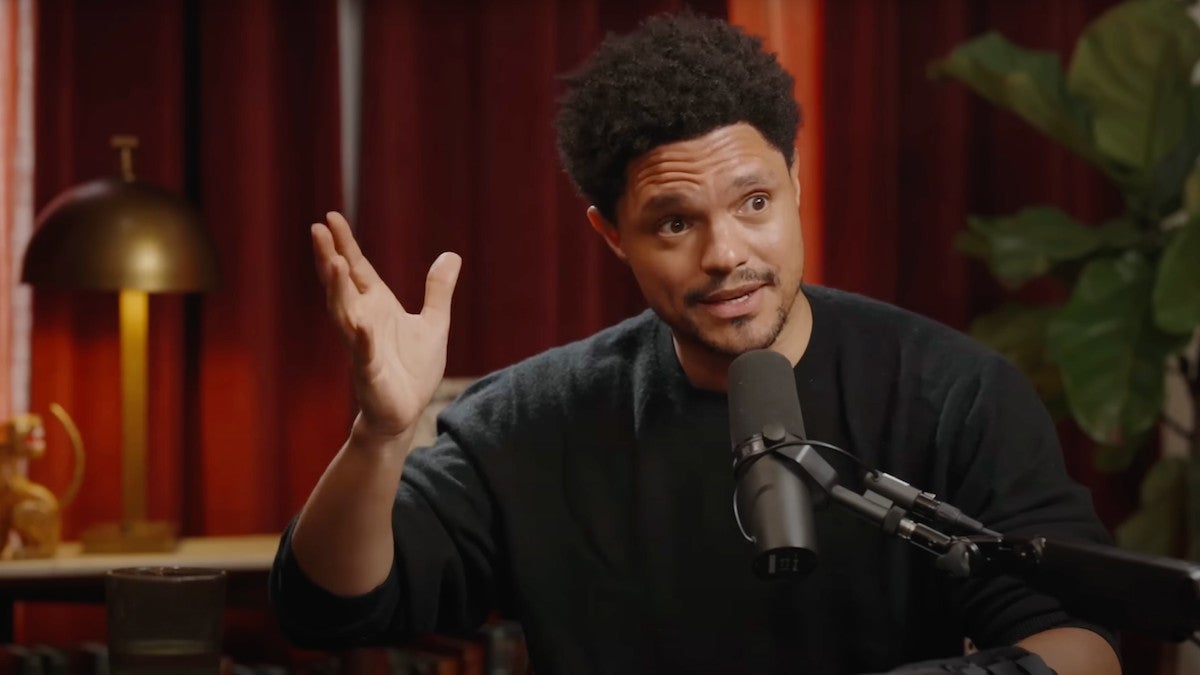 Trevor Noah Is Extra Nice to AI Chatbots in the ‘Slight Chance’ It’s Humanity’s Downfall: ‘That Is a Great Answer!’ | Video