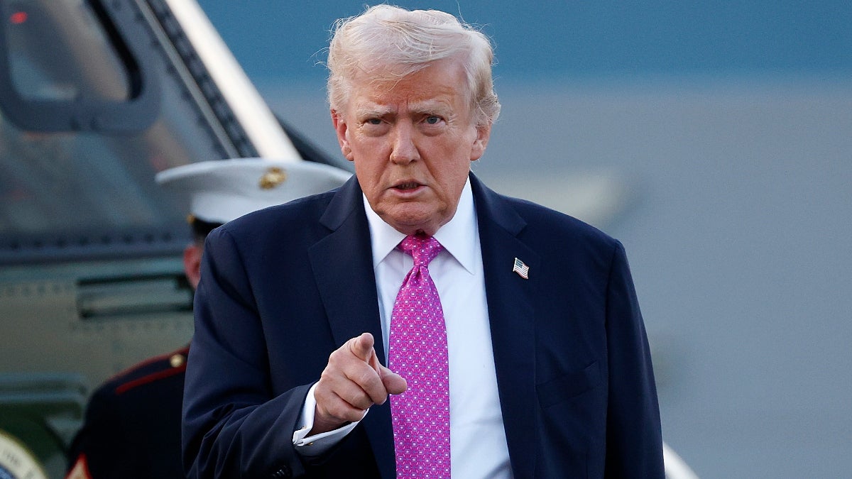 Trump Says Pentagon Should Not Restrict What Journalists Publish: ‘Nothing Stops Reporters’ | Video