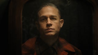 ‘Monster: The Ed Gein Story’ Review: Charlie Hunnam Impresses, but Serial Killer Story Gets Bogged Down in Shock Value