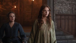 outlander-blood-of-my-blood-sally-messham-harriet-slater-starz